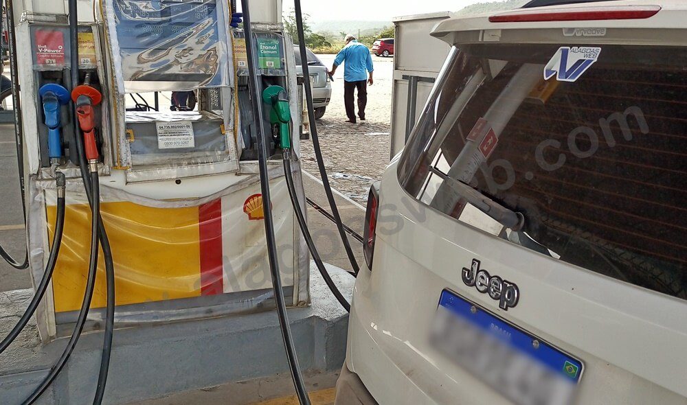 Petrobras anuncia redução no preço da gasolina