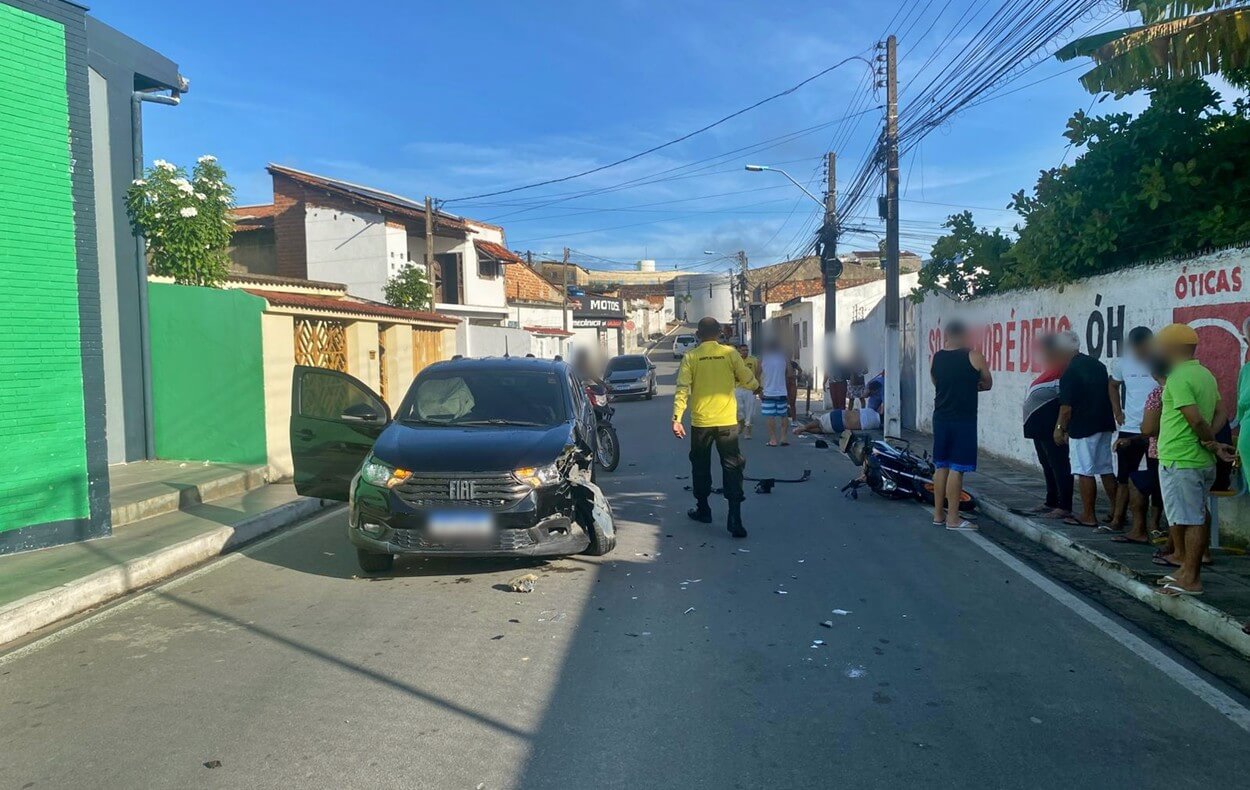 Funcionário público de São Miguel dos Campos sofre acidente de moto