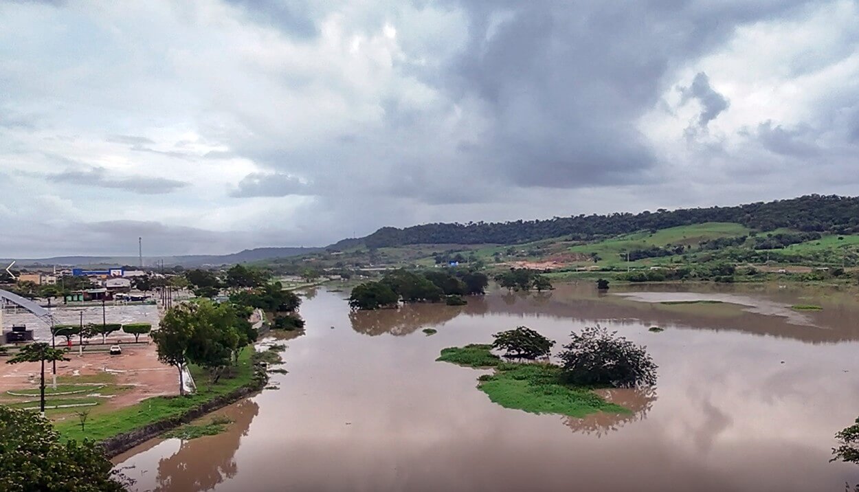 Novas imagens aéreas mostram nível do Rio São Miguel