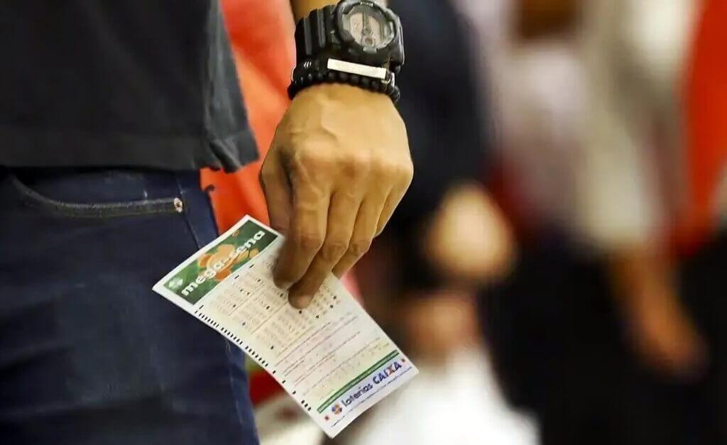 Alagoanos faturam prêmio da Mega-Sena com a quadra