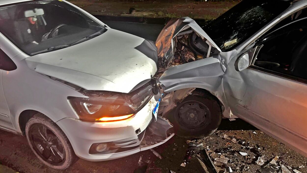 Colisão frontal entre dois veículos deixa quatro feridos em São Miguel dos Campos